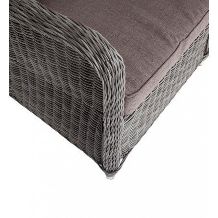 кресло плетеное из искусственного ротанга