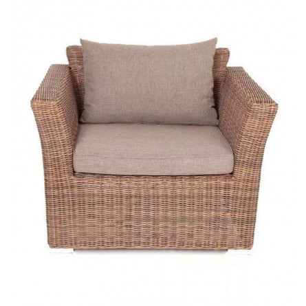 кресло из искусственного ротанга