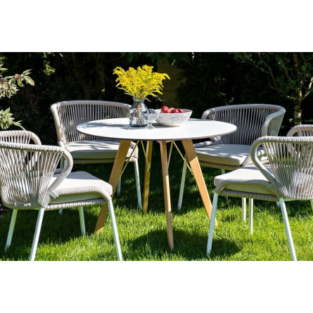 цвет молочный