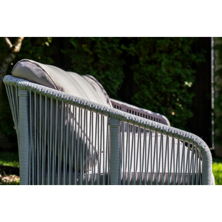 "Канны" диван 2-местный плетеный из роупа, каркас алюминий белый, роуп светло-серый кругл, ткань серая