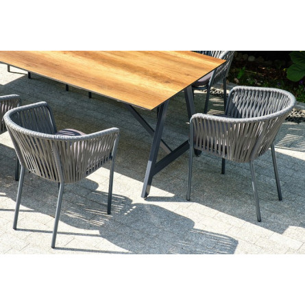 каркас из стали серый