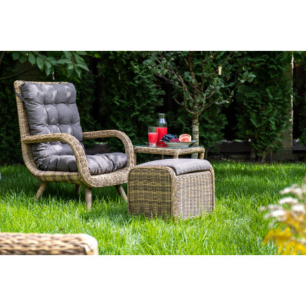 лаунж-зона из искусственного ротанга