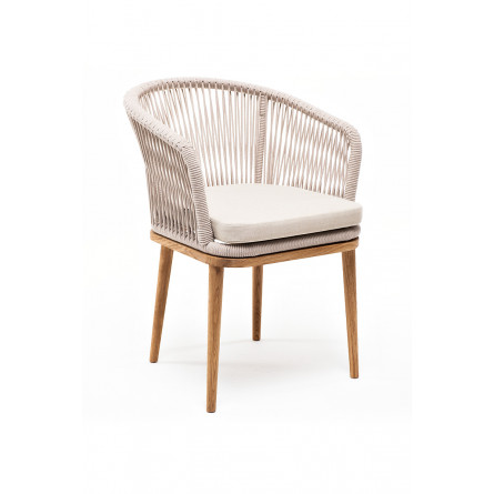 основание дуб