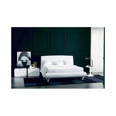 Кровать ALEXIA (3147PN) 180x200 (TR505 белый кат.В, экокожа, LO79 белые ноги)