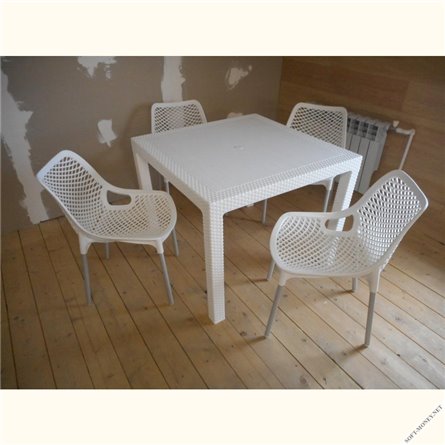 Пластиковая обеденная мебель для кафе под...