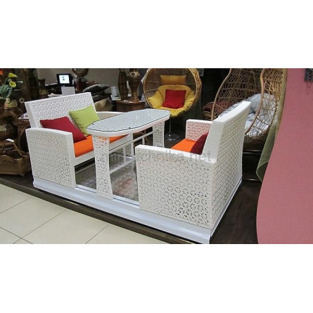 Маятниковые садовые качели плетеные из искусственного ротанга Isola 2 со столом белые