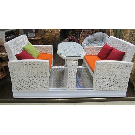 Маятниковые садовые качели плетеные из искусственного ротанга Isola 2 со столом белые