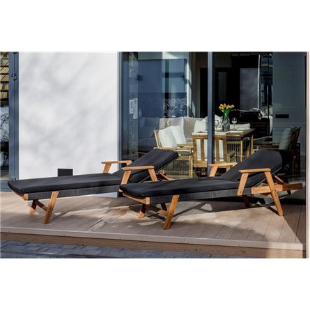 Шезлонг MICHELLE SUNLOUNGE с черной подушкой