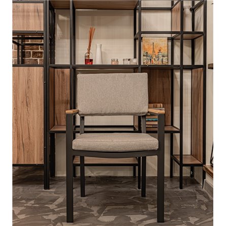 Обеденное кресло OSCAR с подлокотниками из тика