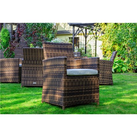 Обеденный комплект FIONA из искусственного ротанга в коричневом цвете