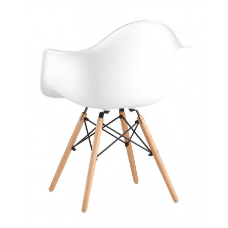 DAW белый, сиденье PP пластик, эргономичные подлокотники, основание массив бука