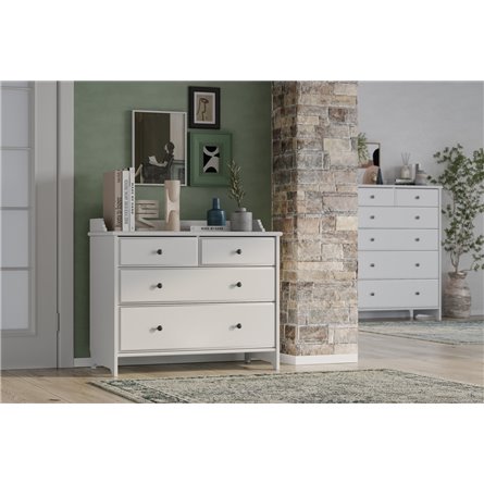 Комод 4 Вествикс с четырьмя выдвижными ящиками, массив сосны, цвет белый