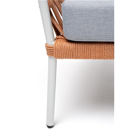 "Диего" диван 2-местный плетеный из роупа, каркас алюминий светло-серый (RAL7035) муар, роуп оранжевый меланж круглый, ткань све