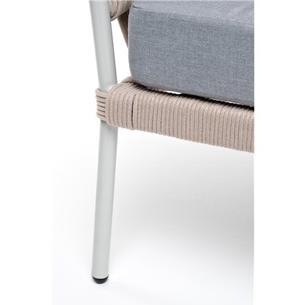 "Диего" кресло плетеное из роупа, каркас алюминий светло-серый (RAL7035) муар, роуп бежевый круглый, ткань светло-серая