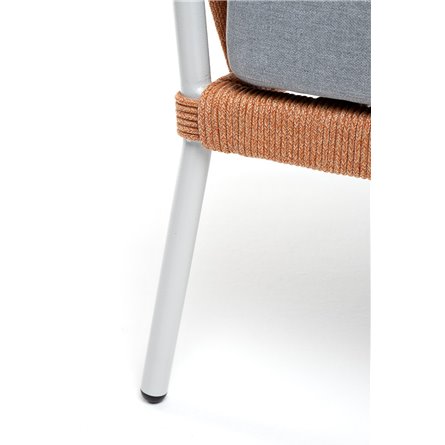 "Диего" кресло плетеное из роупа, каркас алюминий светло-серый (RAL7035) муар, роуп оранжевый меланж круглый, ткань светло-серая