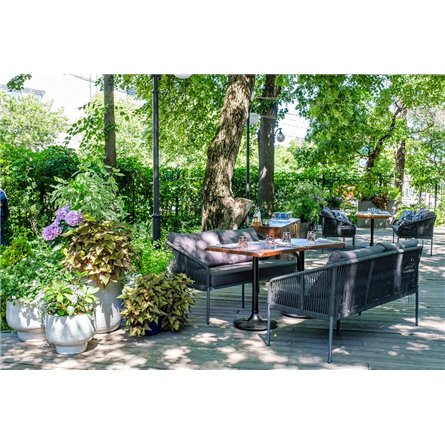 "Лугано" диван 3-местный плетеный из роупа, каркас алюминий темно-серый (RAL7024) муар, роуп темно-серый круглый, ткань темно-се