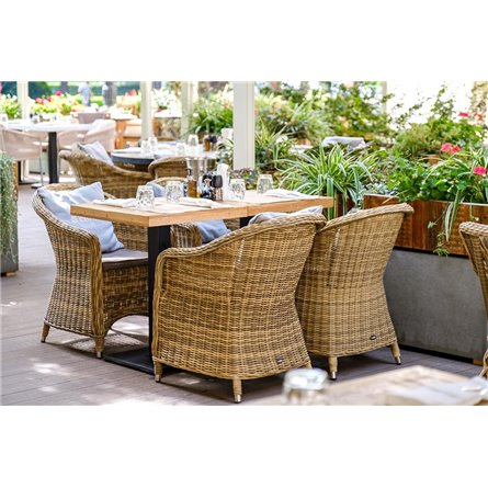 "Равенна" плетеное кресло из искусственного ротанга, цвет соломенный с серой подушкой