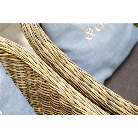 "Равенна" плетеное кресло из искусственного ротанга, цвет соломенный с серой подушкой