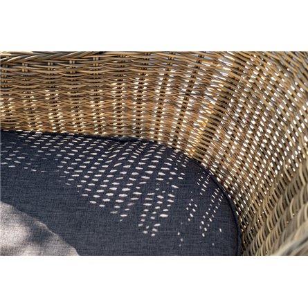 "Равенна" плетеное кресло из искусственного ротанга, цвет соломенный с серой подушкой