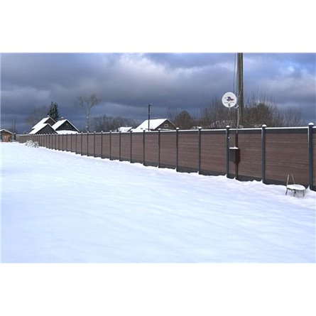 Глухой забор из шпунтованной доски ДПК Hilst 2х2м