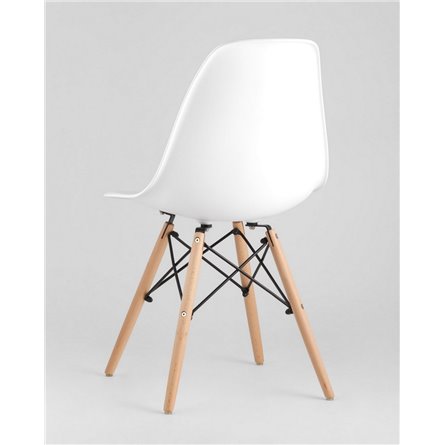 Комплект из четырех стульев|Stool Group|Eames Style DSW белый пластик, стальной каркас, натуральный массив бука
