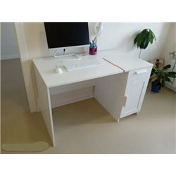 Письменный стол IKEA BRIMNES, белый, размеры 120×65 см
